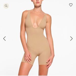 SKIMS Plunge Bodysuit